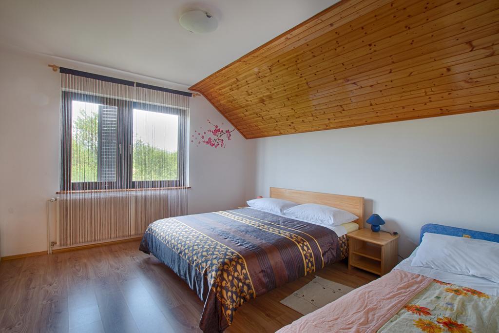 Bozic Apartment *